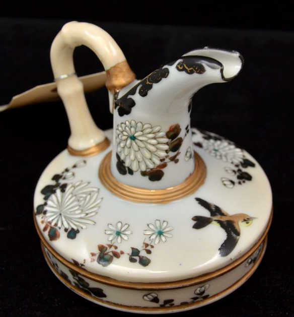 Kutani Sake Bottle sold by Gallery 95 Auctions, lot 285 — auction record photograph