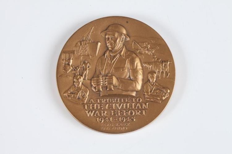 edward r grove american 1912 2002 the civilian war effort during world war ii bronze relief medallion · Sloans & Kenyon · 2016-01-19 Edward R. Grove comparable auction result: edward r grove american 1912 2002 the civilian war effort during world war ii bronze relief medallion