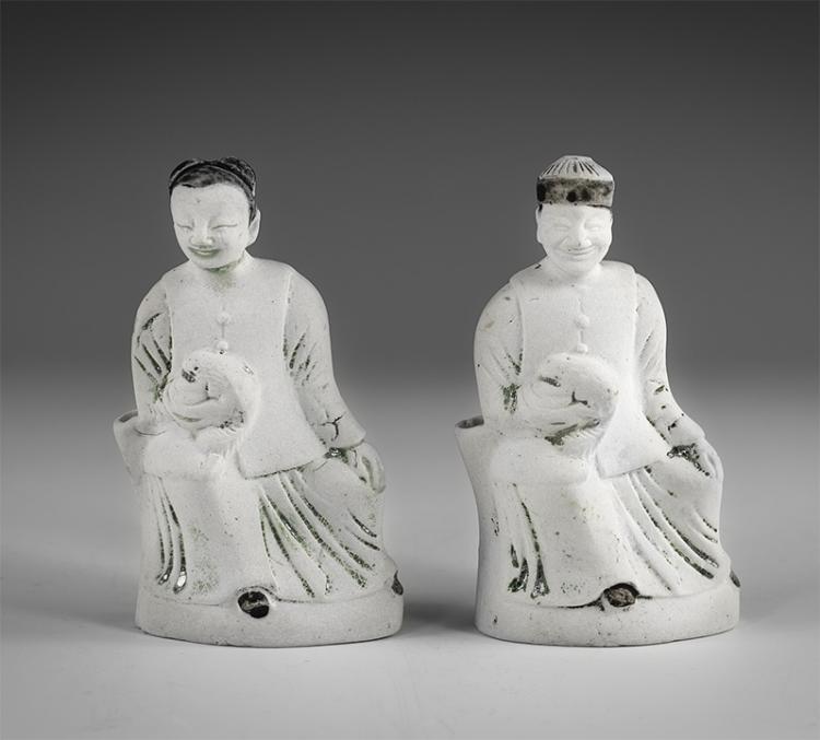 Auction comp thumbnail for Chinese Porcelain Figurine Pair (TimeLine Auctions, Lot 661)