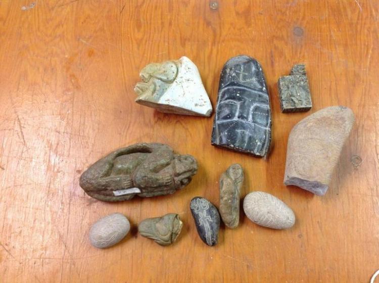 (17) OLD CARVED STONE INDIAN ARTIFACTS AND RELATED. NOT SURE OF ORIGINS, FROM ACTOR DOUGLASS WATSON'S ESTATE, WHO TRAVELED EXTENSIVELY. sold by JMW Auction Gallery, lot 9743B — auction record photograph