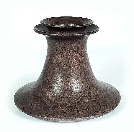 Jan van der (1931) Vaart comparable auction result: a shouldered ceramic vase with grey glaze