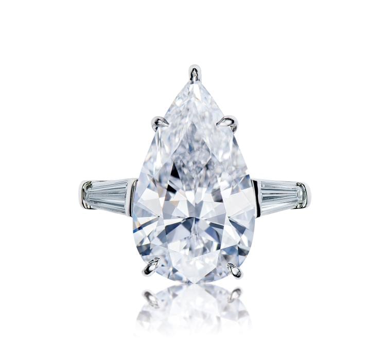 A 10.09 CARAT, D COLOR, INTERNALLY FLAWLESS TYPE IIA DIAMOND RING, BY Harry Winston comparable sale