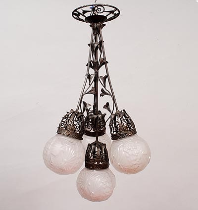 Freres Muller comparable auction result: muller fr res ceiling lamp with four glass shades