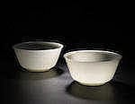 An Exceptional Pair Of Imperial White JADE BOWLS Incised Qianlong four-cha comparable sale