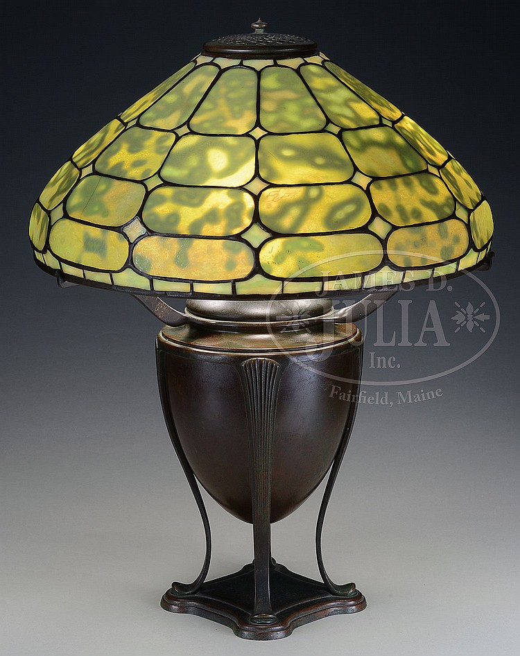 Auction comp thumbnail for TIFFANY STUDIOS COLONIAL TABLE LAMP. (James D. Julia, Lot 1190)