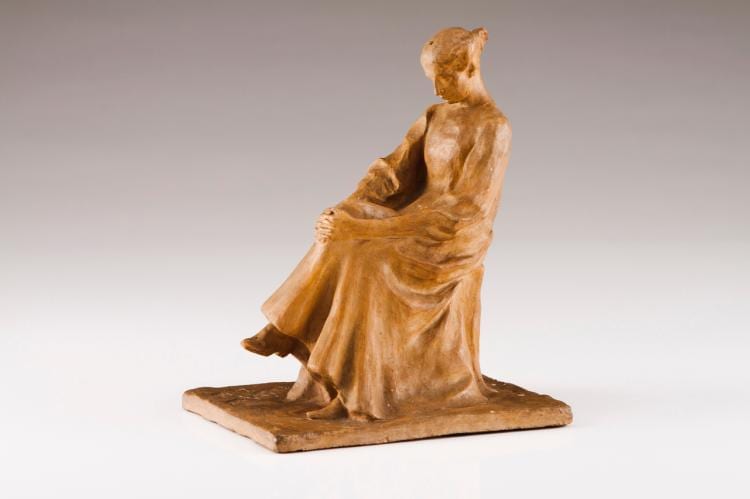 Francisco Gouveia Pereira da Silva comparable auction result: feminine figure seated