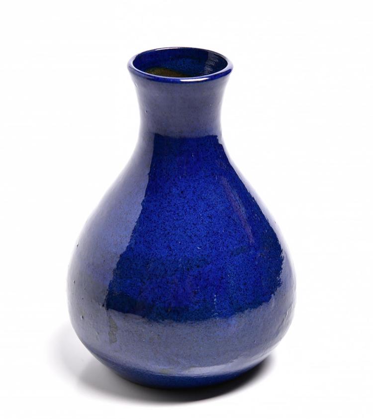 Gladys Reynell comparable auction result: gladys reynell 1881 1956 osrey pottery vase