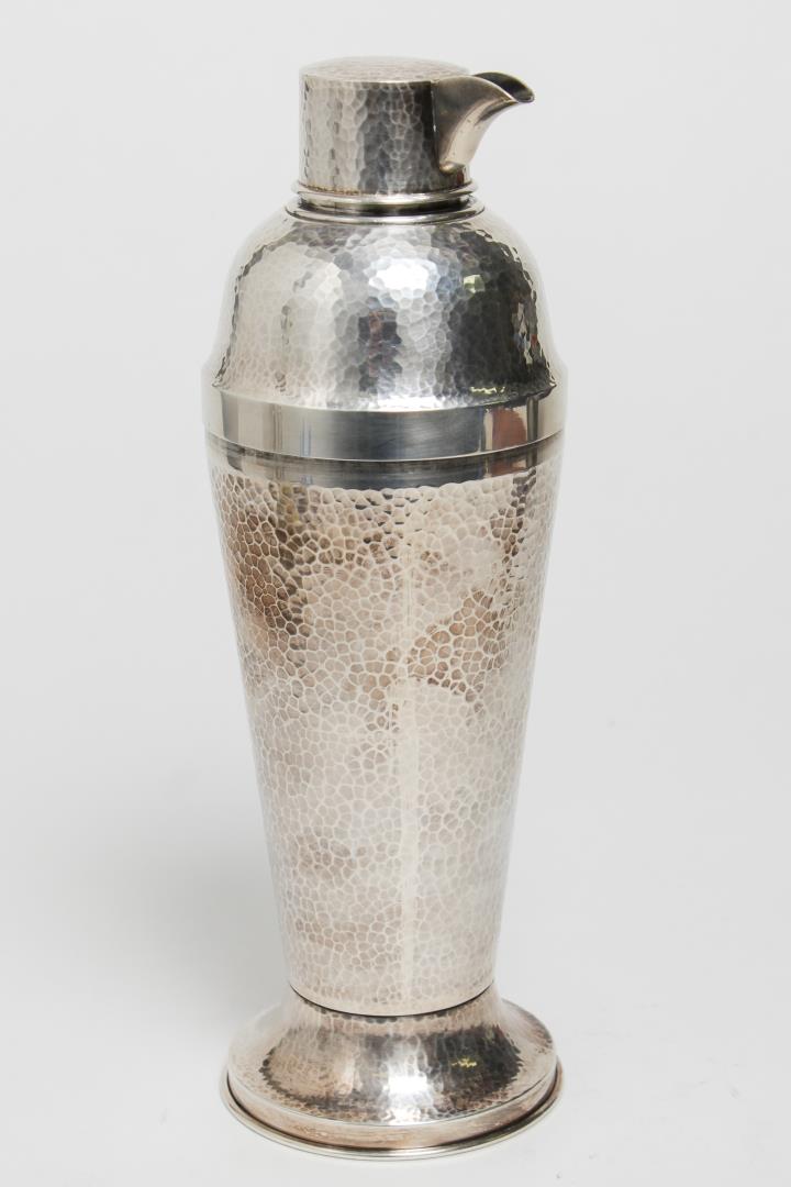 Sterling Silver Cocktail Shaker, Vintage Barware sold by Auctions at Showplace, lot 63 — auction record photograph