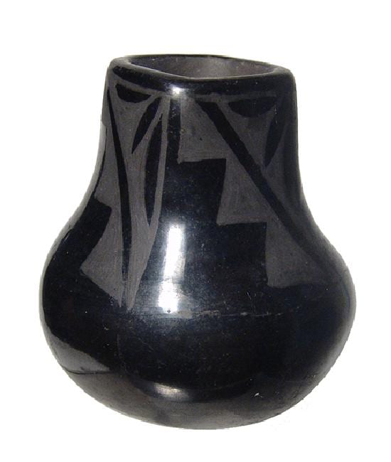 santa clara black ware vessel by flora naranjo · Ancient Resource Auctions · 2018-02-11 Flora Naranjo comparable auction result: santa clara black ware vessel by flora naranjo