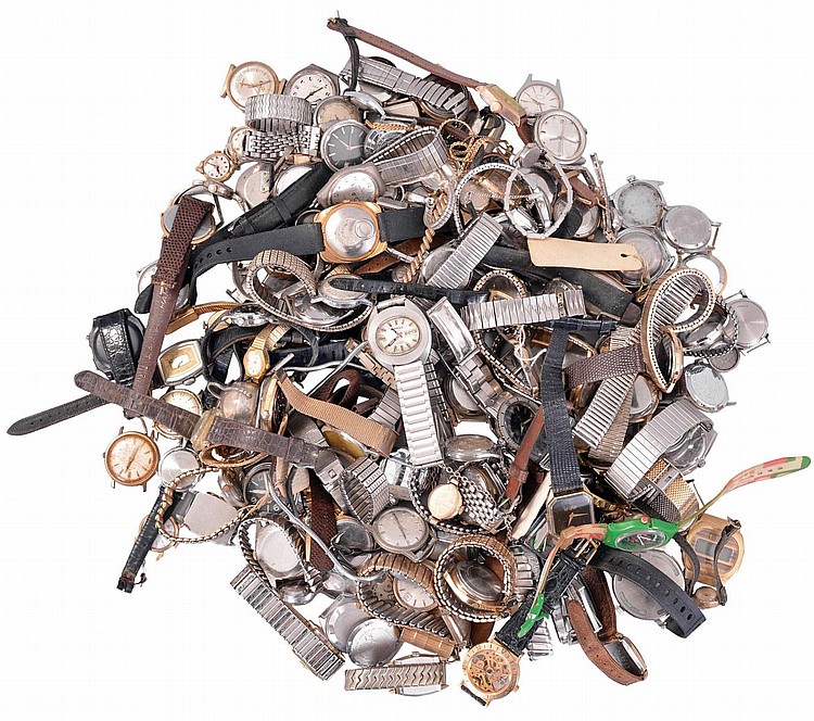 Large lot of men's and women's wrist watches, mechanical and some quartz, makers including Waltham, Ulysse Nardin, Gruen, Croton, Wittnauer, Elgin, Zodiac, Seiko, Tissot, Bulova, Girard Perregaux, Wakmann, Hamilton, Heuer, and others sold by Schmitt Horan & Co., lot 965 — auction record photograph