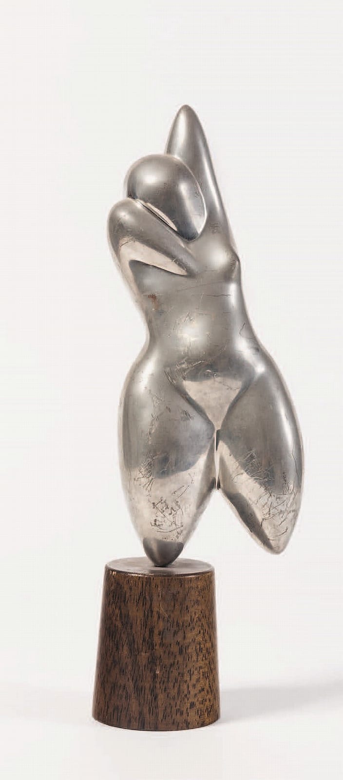 MAN RAY (1890-1976) Hermaphrodite Sculpture en aluminium montée sur socle sold by Cornette de Saint-Cyr-Bruxelles, lot 604 — auction record photograph
