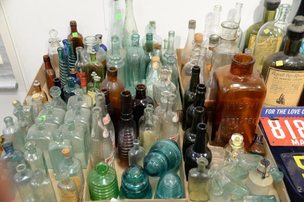 Seven box lots of bottles including vintage bottles, Pepsi, Moxie, soda bottles, pickle bottle, liquor bottles, etc. sold by Nadeau's Auction Gallery, lot 368 — auction record photograph