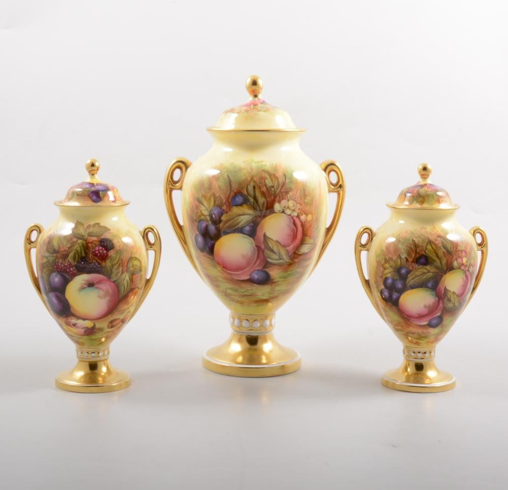 Aynsley ''Orchard Gold'' bone china 21cm bowl, a garniture of three lidded sold by Gildings Auctioneers, lot 4 — auction record photograph