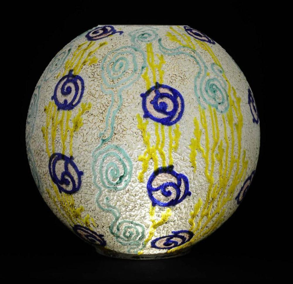 Antique Handel Glass Oil Lamp Shade Globe sold by Nest Egg Auctions, lot 31 — auction record photograph