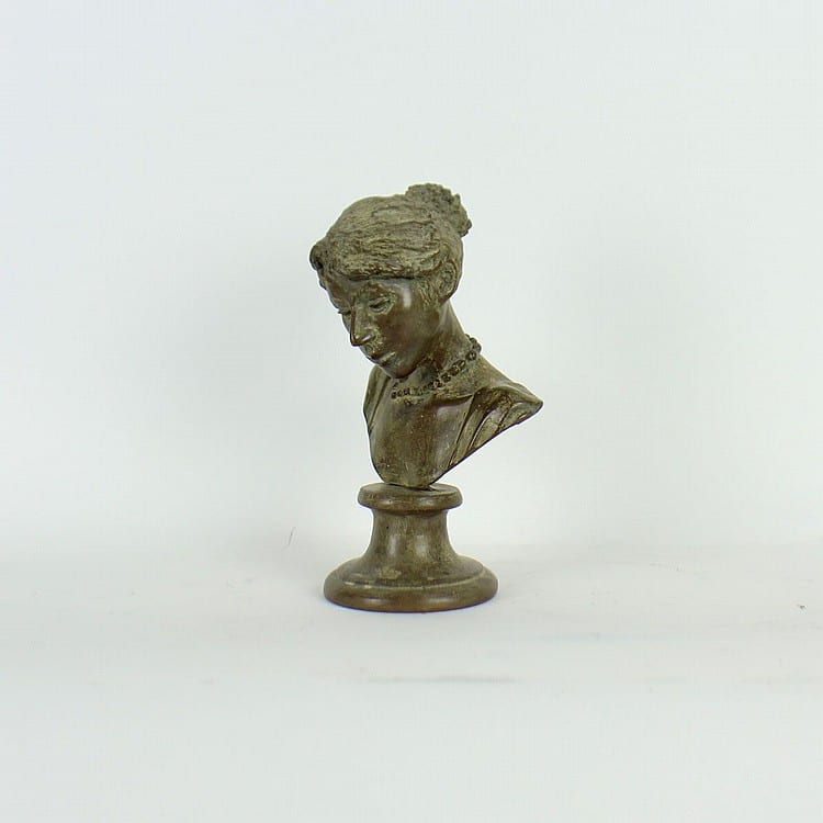 Paddy Campbell comparable auction result: paddy campbell bellezza head 4 la bagnante