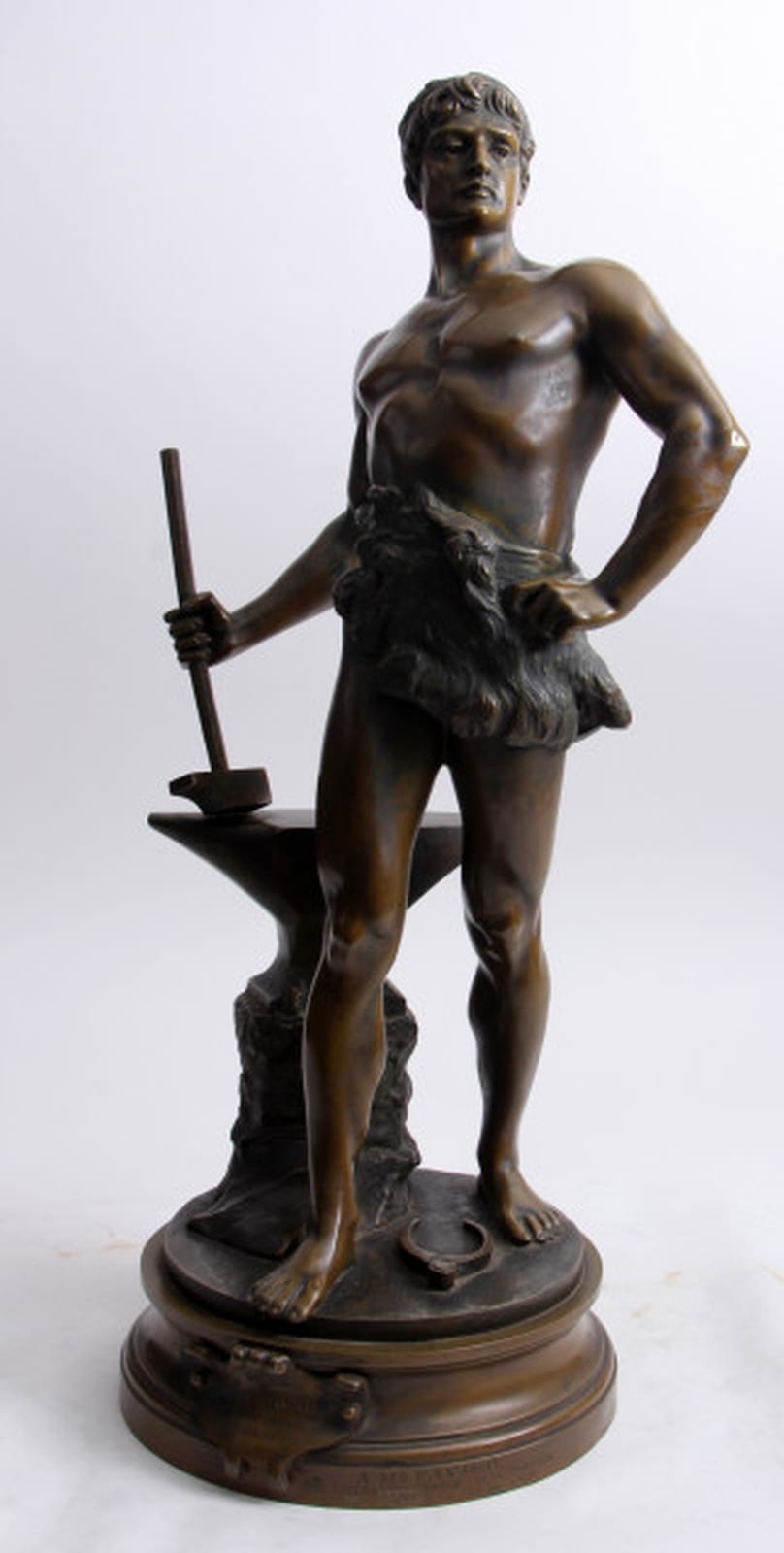 Maurice Constant comparable auction result: maurice constant