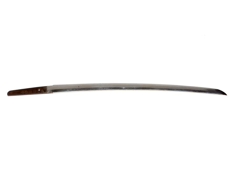 TADAYOSHI: WAKIZASHI IN KOSHIRAE, EDO PERIOD sold by Galerie Zacke, lot 301 — auction record photograph