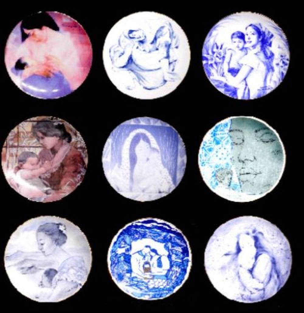 Vicente López y Portaña comparable auction result: an assortment of nine ceramic art plates a mother and child by vicente