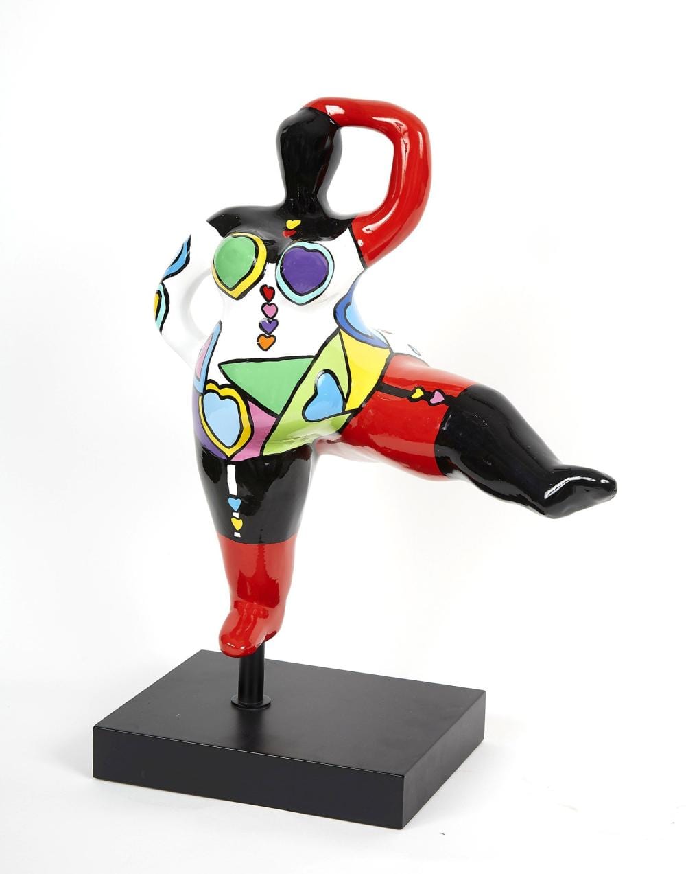 DEESSE comparable auction result: deesse 1954 sculpture en r sine polychrome sign e et num rot e 52 100 h