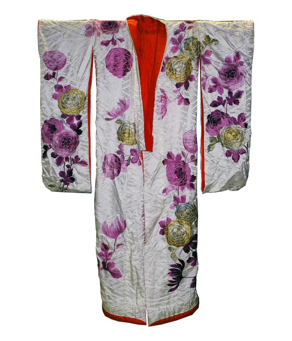 Auction comp thumbnail for Vintage Elaborate Embroidered Japanese Silk Kimono (Hill Auction Gallery, Lot 201)