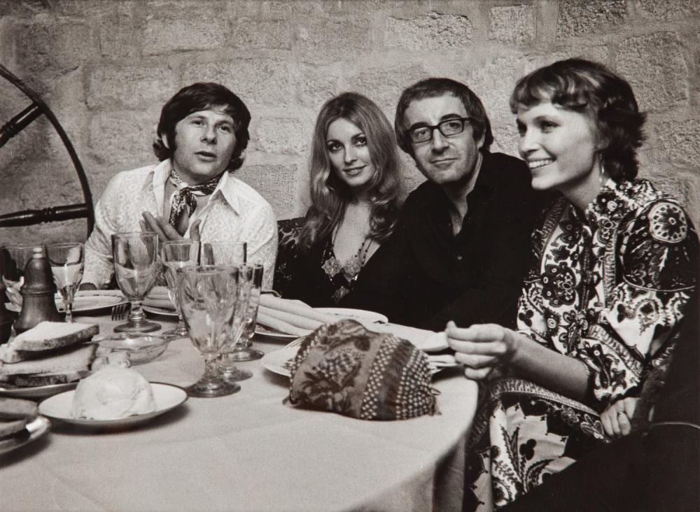 tony grylla b 1941 sharon tate roman polanski peter sellers mia faroow premiere de rosemary s baby · Desa Unicum SA · 2019-10-17 Tony Grylla comparable auction result: tony grylla b 1941 sharon tate roman polanski peter sellers mia faroow premiere de rosemary s baby
