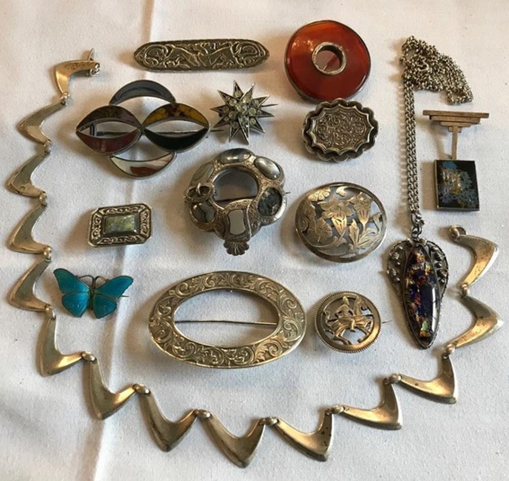H. (1861) White comparable auction result: silver and white metal brooches pendant and danish modernish necklace by h
