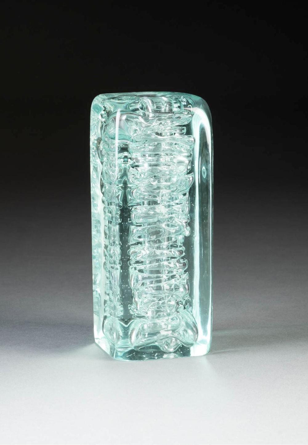 FRANTISEK  VIZNER comparable auction result: vase whirlpool