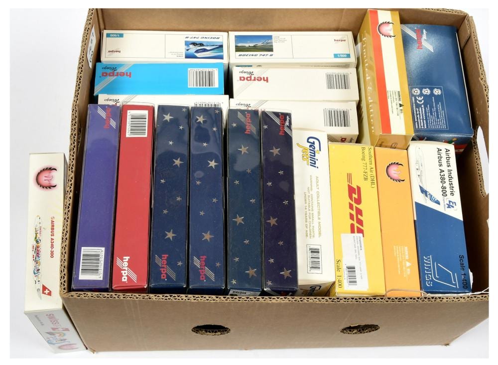 Delta comparable auction result: grp inc herpa and other mainly 1 400 scale model