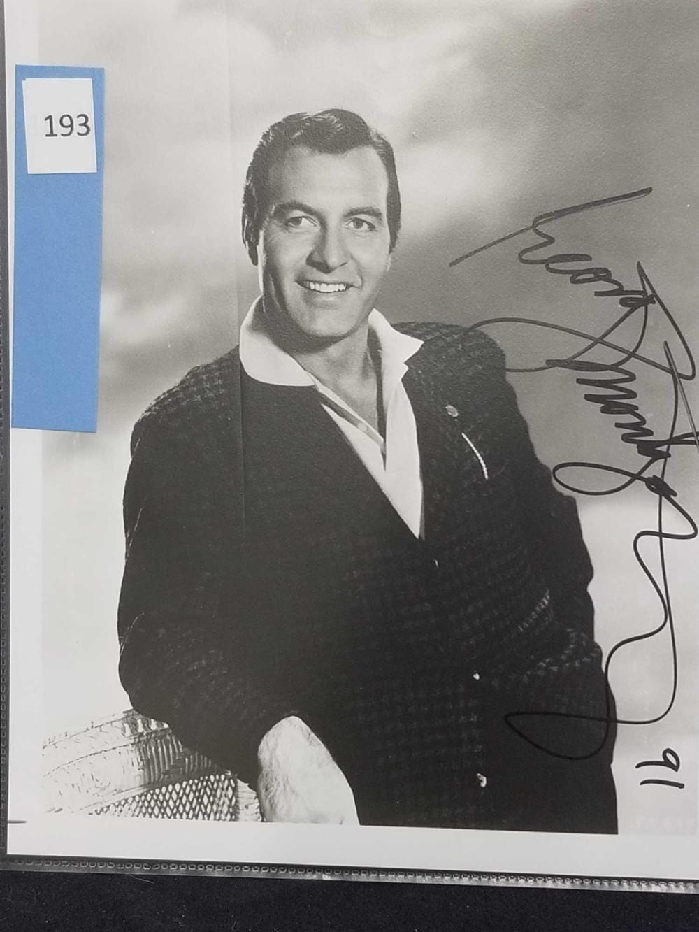 george montgomery signed black white publicity photo · ISAYSOLD Auction Services · 2020-01-01 George Montgomery comparable auction result: george montgomery signed black white publicity photo