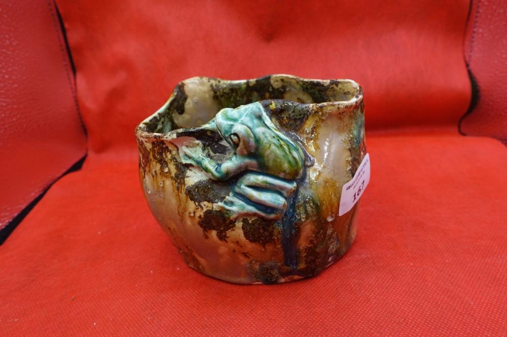 Una Deerborn comparable auction result: room 2 una deerbon brown and cream pottery bowl wi