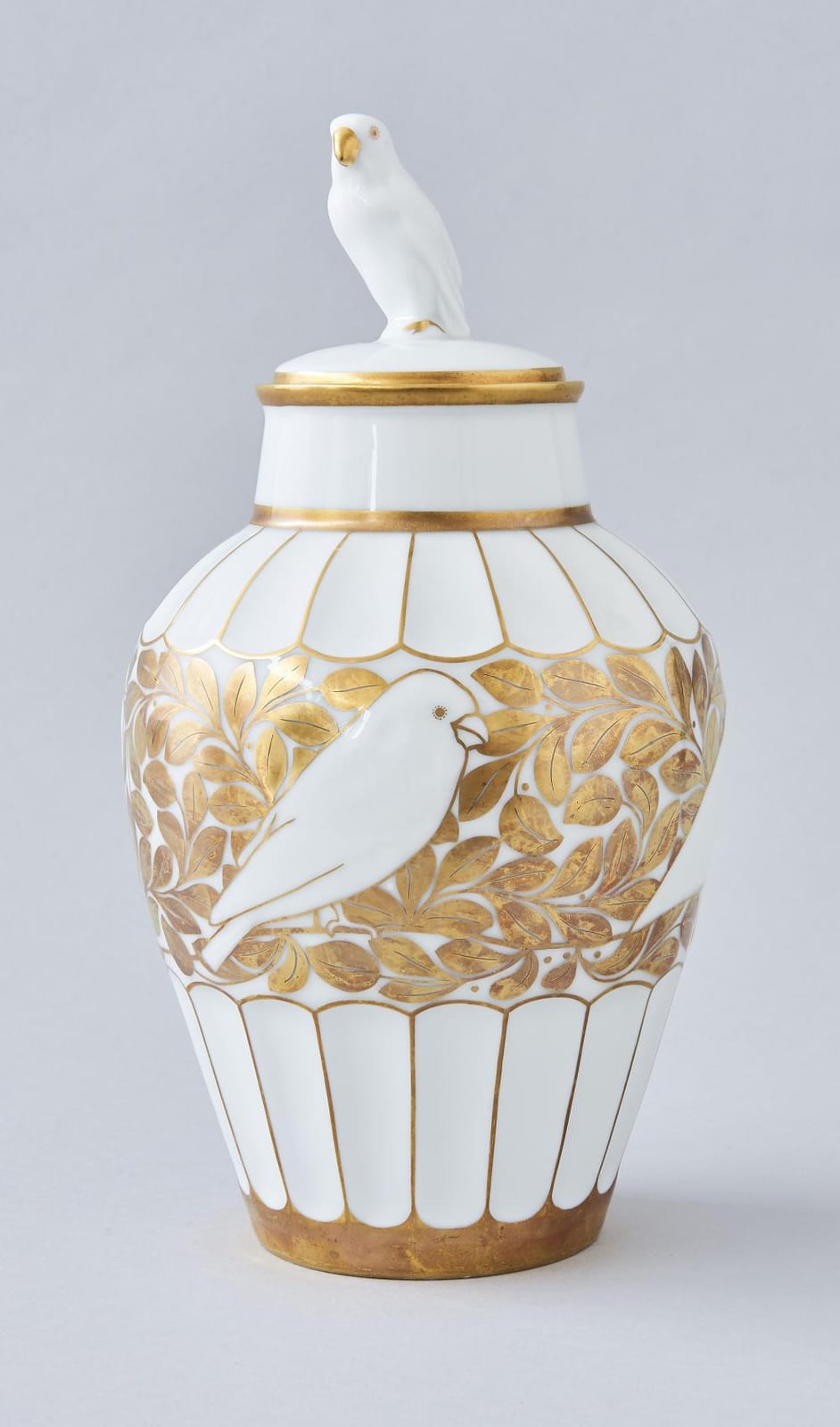 Fritz Klee comparable auction result: fritz klee 1876 1976 deckeltopf mit papagei