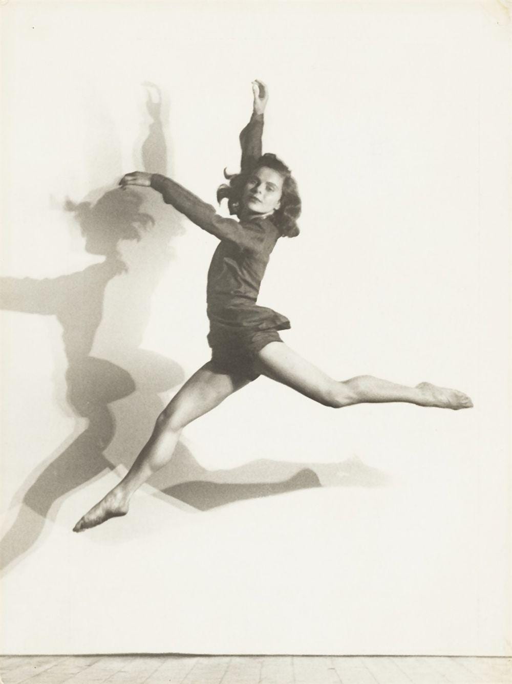 Charlotte Rudolph comparable auction result: charlotte rudolph tina flade jump