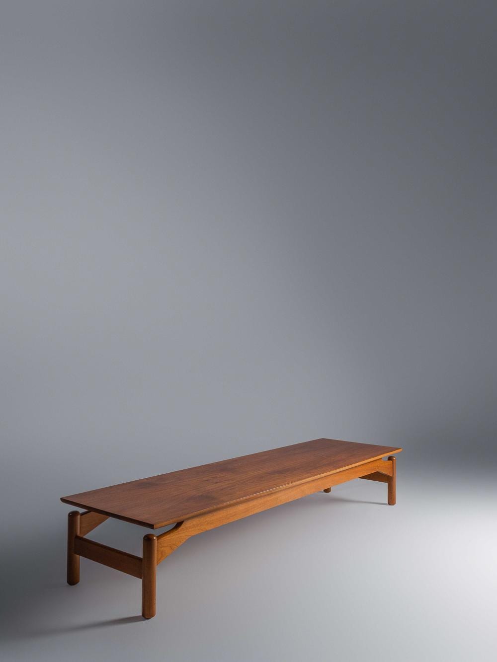 Greta Magnusson Grossman comparable auction result: greta magnusson grossman swedish 1906 1999 coffee table glenn of california usa