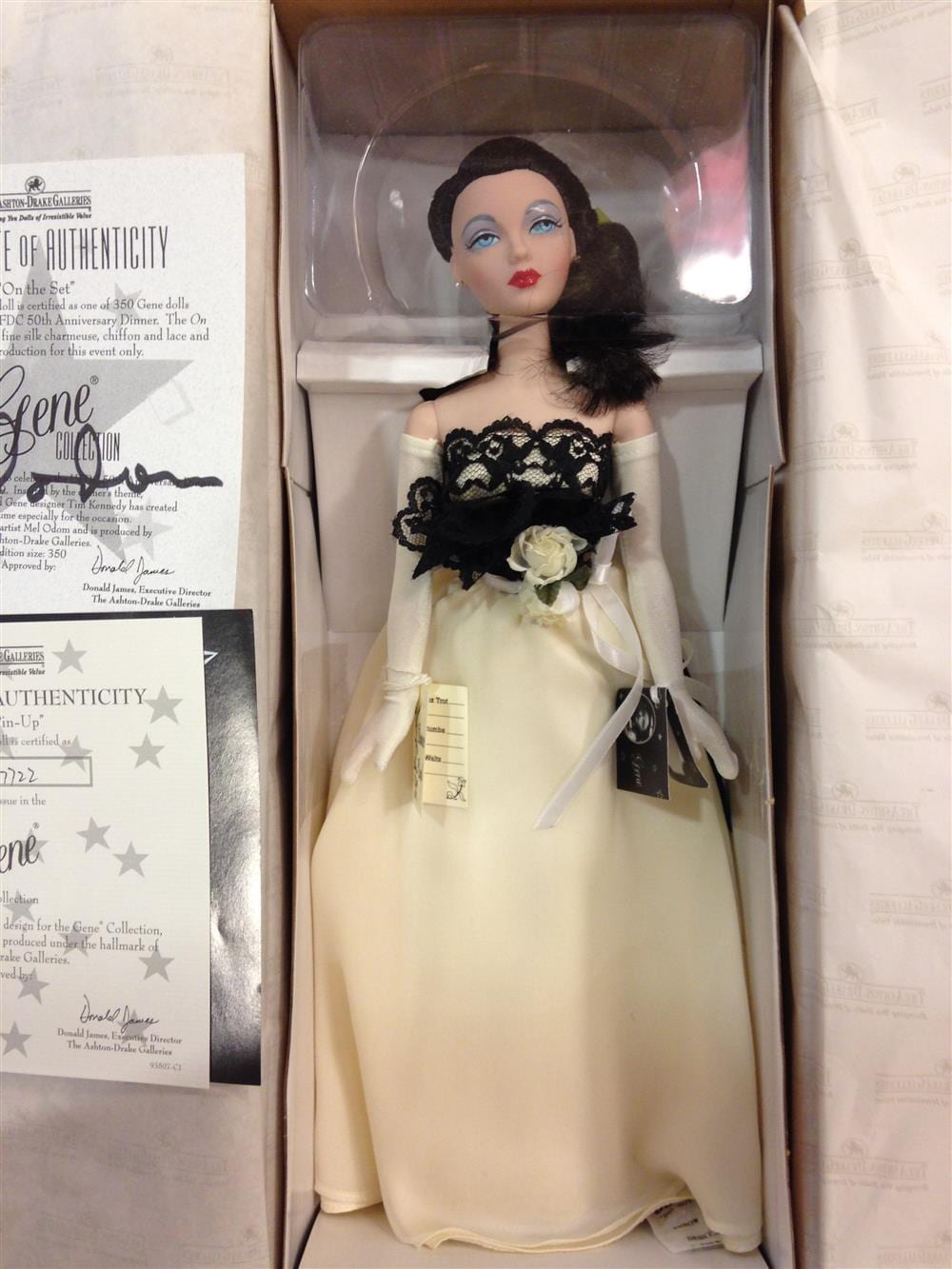 MEL ODOM'S ASHTON-DRAKE GENE "PIN UP" DOLL REDESIGNED FOR THE UFDC 50TH ANNIVERSARY IN "ON THE SET" COSTUME. LTD ED 350. COMES IN... sold by Apple Tree Auction Center, lot 1181 — auction record photograph