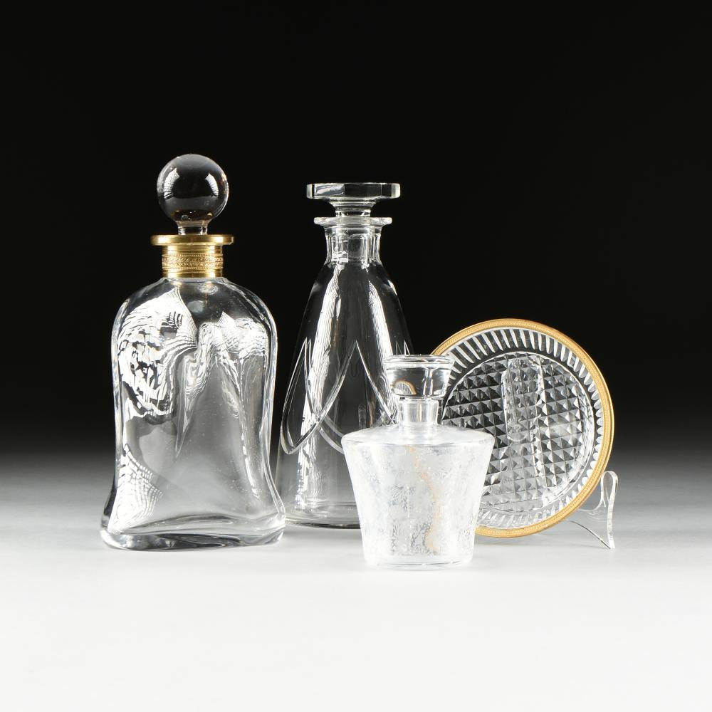 A GROUP OF FOUR CRYSTAL AND GLASS BARWARES, MID 20TH CENTURY, sold by Simpson Galleries, LLC, lot 22 — auction record photograph
