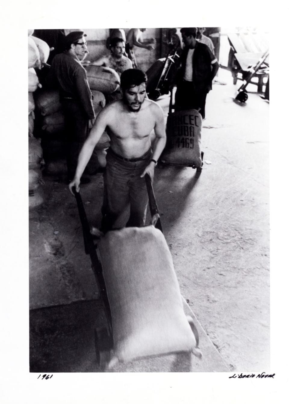 Liborio Noval comparable auction result: liborio noval 1934 2012 che guevara l estibador 1961