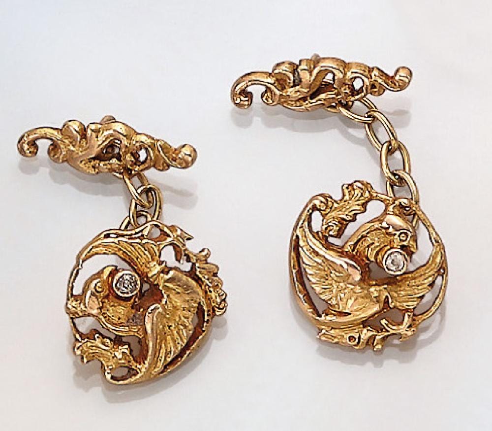 Pair of 18 kt gold cufflinks with diamonds sold by Henry's Auktionshaus, lot 772 — auction record photograph
