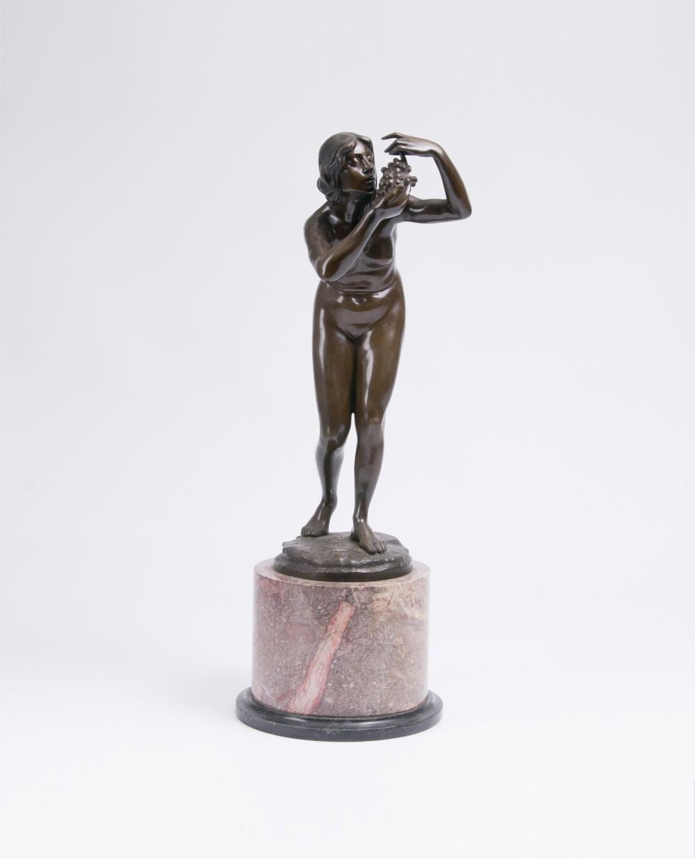 Martin (1865) Götze comparable auction result: martin g tze lichtenstein callnberg 1865 berlin 1928 a female nude with grapes