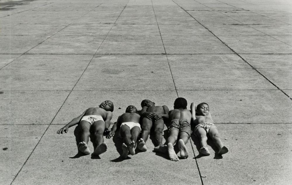 George Krause comparable auction result: george krause 5 boys on sidewalk philadelphia 1965