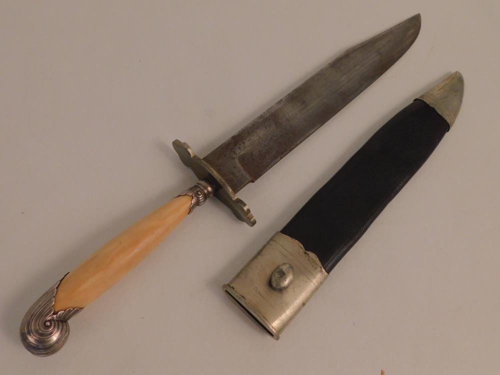 Auction comp thumbnail for ANTIQUE SHEFFIELD BOWIE KNIFE - BOWAN (Americana Auctions, Lot 271)
