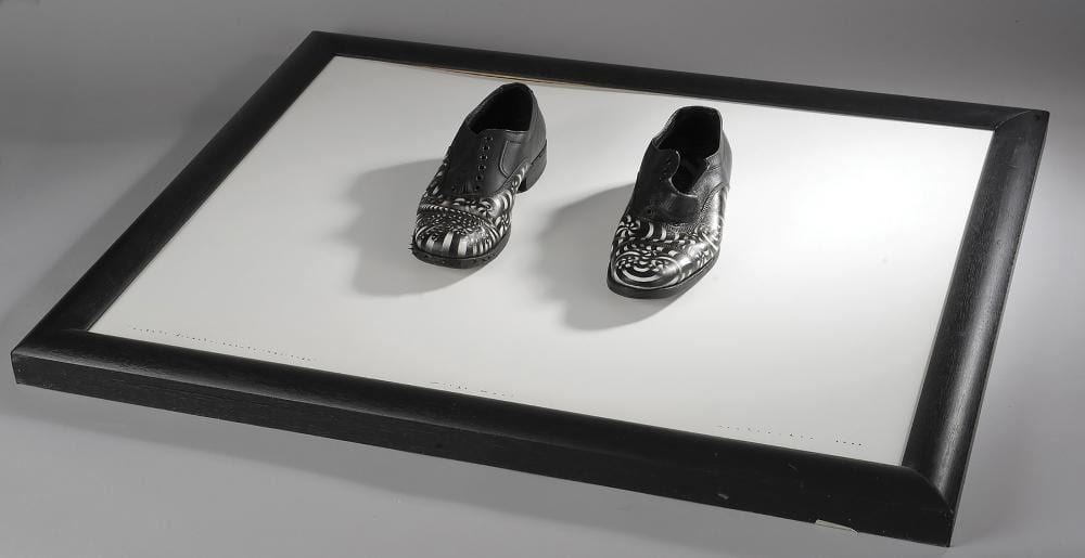 Diego Masi comparable auction result: diego masi n en 1965 zapato derecho zapato izquierdo 2005