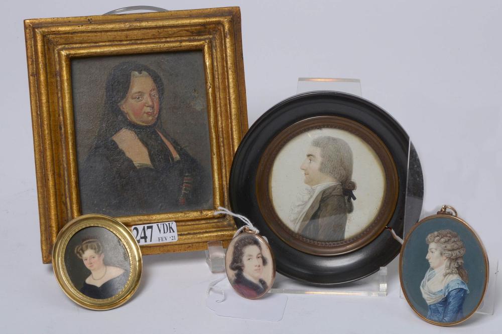 Joseph (1735) Ducreux comparable auction result: lot de cinq comprenant quatre miniatures repr sentant des portraits d hommes et de femmes dont ce