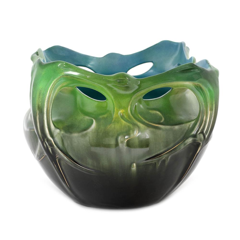 Cache-pot Hector Guimard, Art Nouveau, made in Fives-Lille manufacture, approx. 1900, collector's item sold by A10 by Artmark, lot 67 — auction record photograph