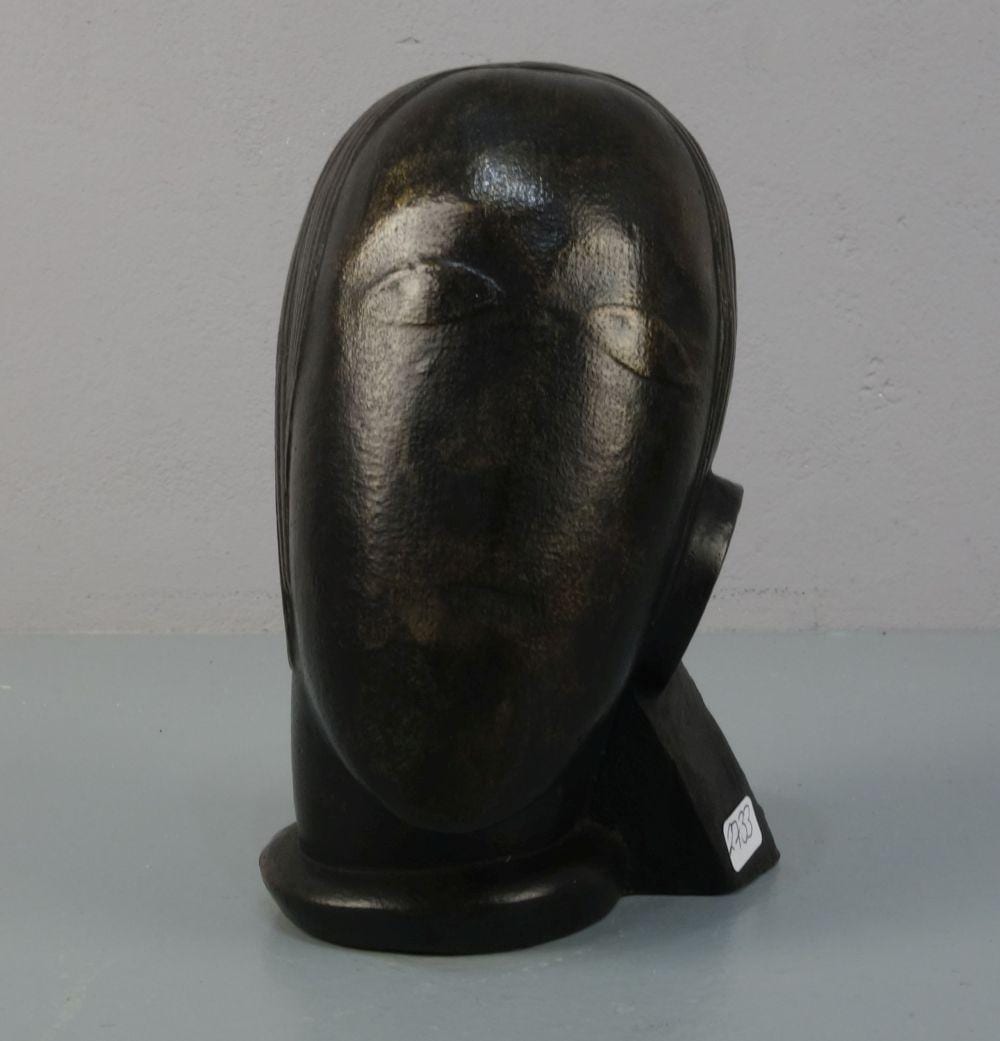 Gusztáv Miklós comparable auction result: gustave miklos skulptur kopf einer frau