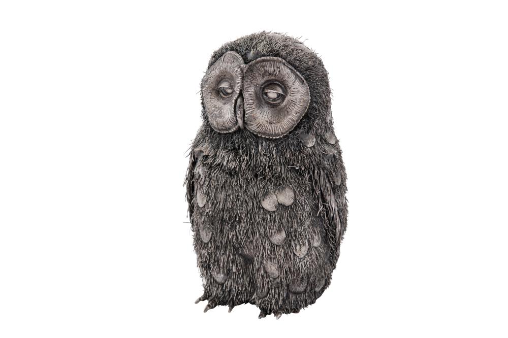 A late 20th / early 21st century Italian silver model of an owl, Milan circa 2000 by Gianmaria Buccellati sold by Chiswick Auctions, lot 34 — auction record photograph