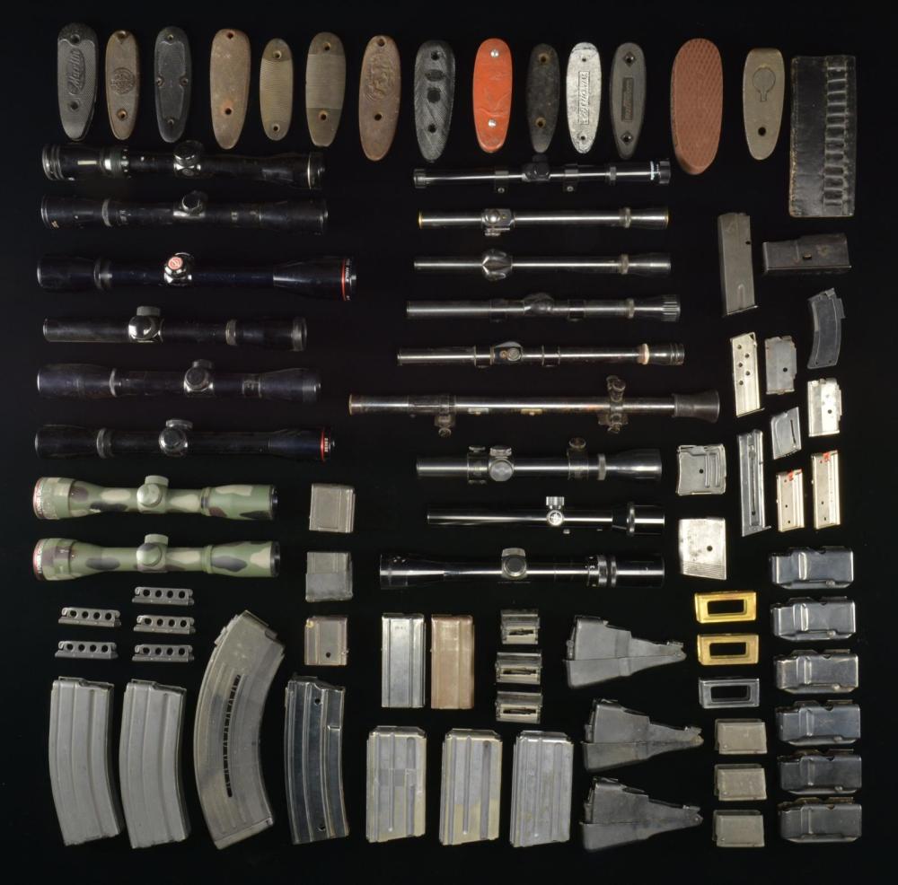 INTERESTING GROUPING OF SCOPES, MAGAZINES, sold by Poulin Antiques & Auctions, lot 2704 — auction record photograph