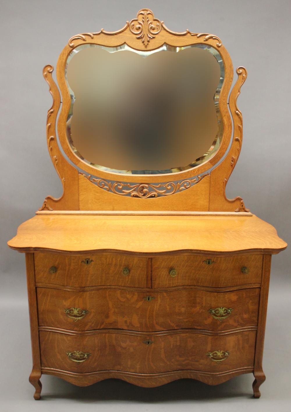 ge furniture fancy antique oak four drawer serpentine dre · Roan Inc. Auctioneers & Appraisers · 2021-05-28 Géo Dupuis comparable auction result: ge furniture fancy antique oak four drawer serpentine dre