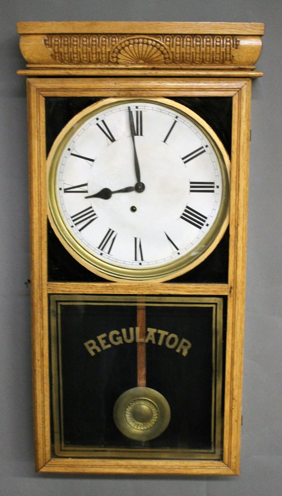 ge clock antique oak case regulator wall clock light oak · Roan Inc. Auctioneers & Appraisers · 2021-05-29 Géo Dupuis comparable auction result: ge clock antique oak case regulator wall clock light oak