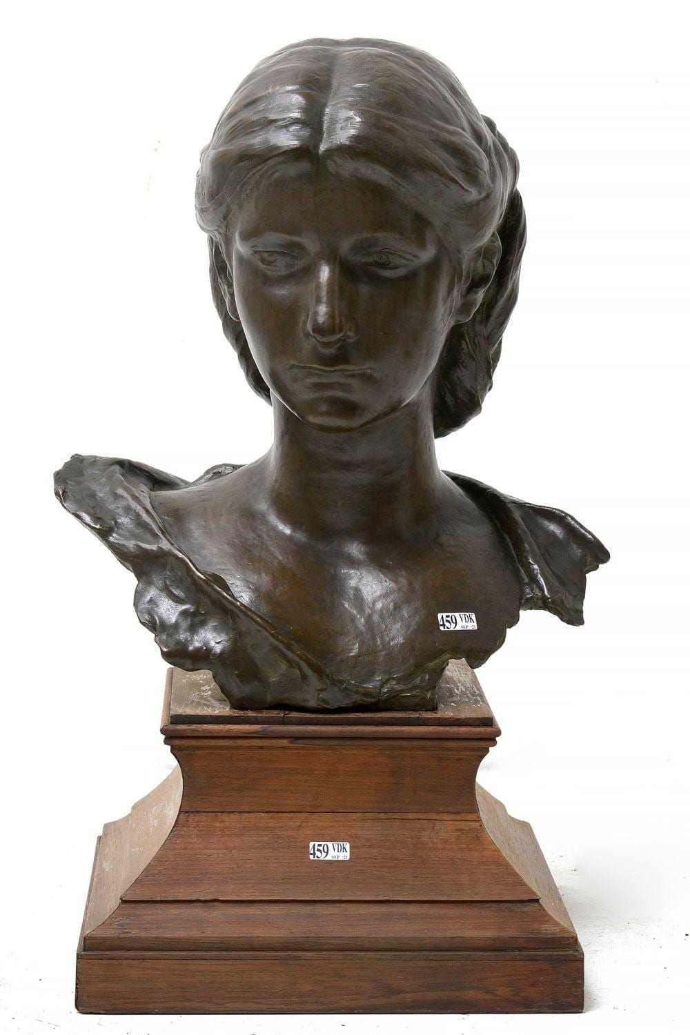 buste de femme en bronze patine brune sign ch van der stappen et portant la marque du fondeur · Vanderkindere · 2021-09-15 Charles van der Stappen comparable auction result: buste de femme en bronze patine brune sign ch van der stappen et portant la marque du fondeur