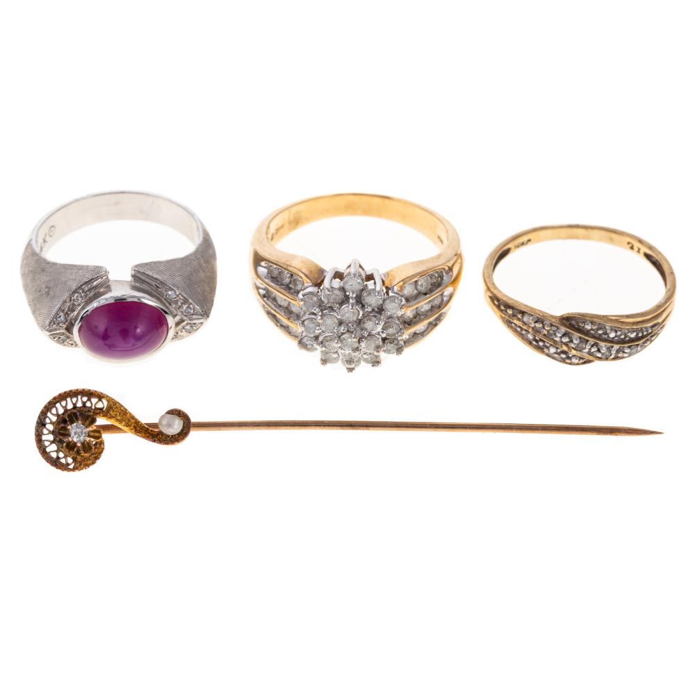 Auction comp thumbnail for A 14K Star Ruby Ring & Other Gold Vintage Jewelry (Alex Cooper, Lot 218)